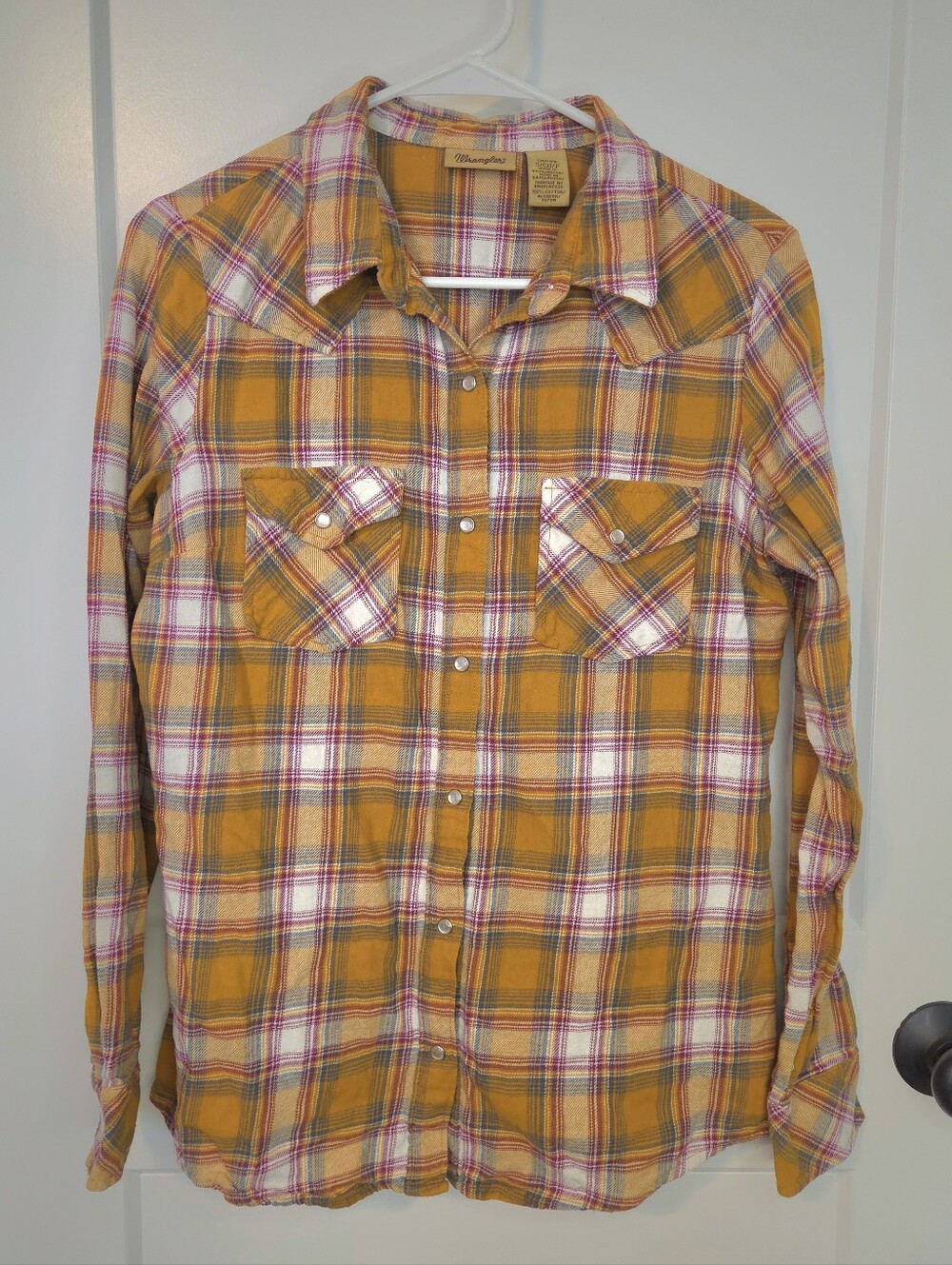 Wrangler Women's Mustard Plaid Western Button Down Shirt. Size S. #KC